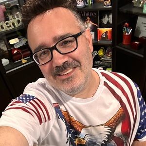 Meet your Posher, Bobby